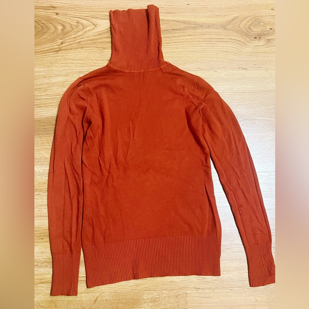 🍁 Sisters Turtleneck Knit Sweater – Rust Red | Size S 🍁